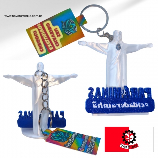 Chaveiro Cristo de Pará de Minas (6,5 cm)